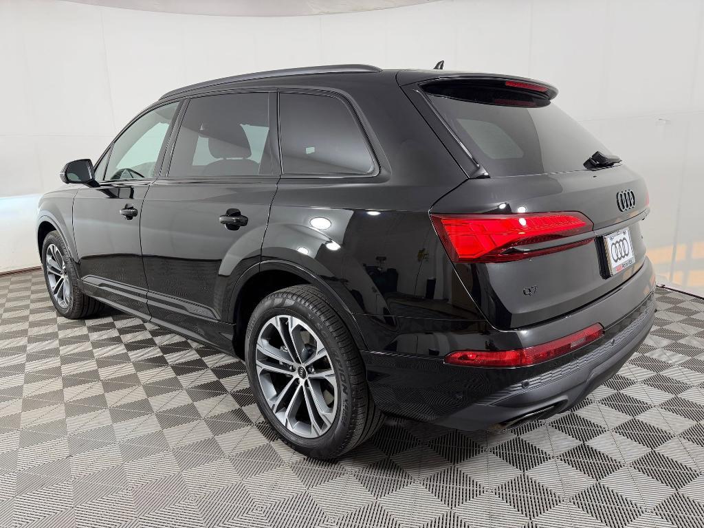 used 2026 Audi Q7 car, priced at $53,798