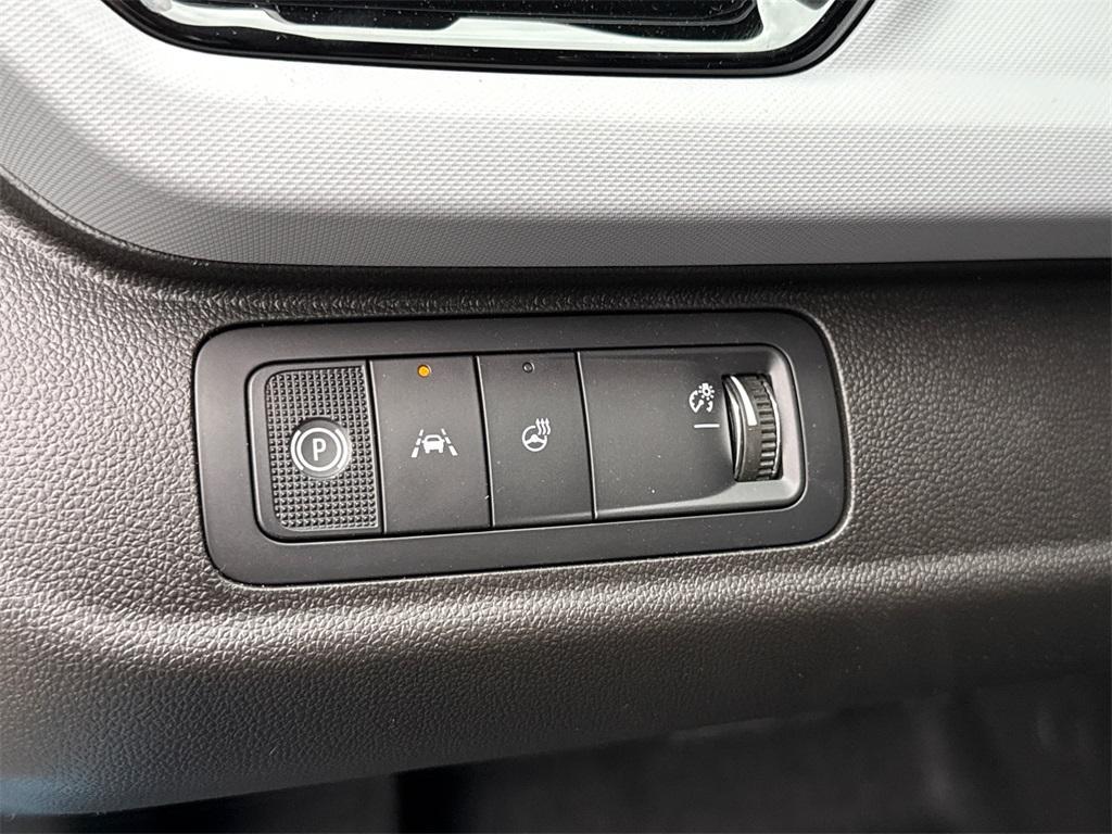 new 2027 Chevrolet Bolt car