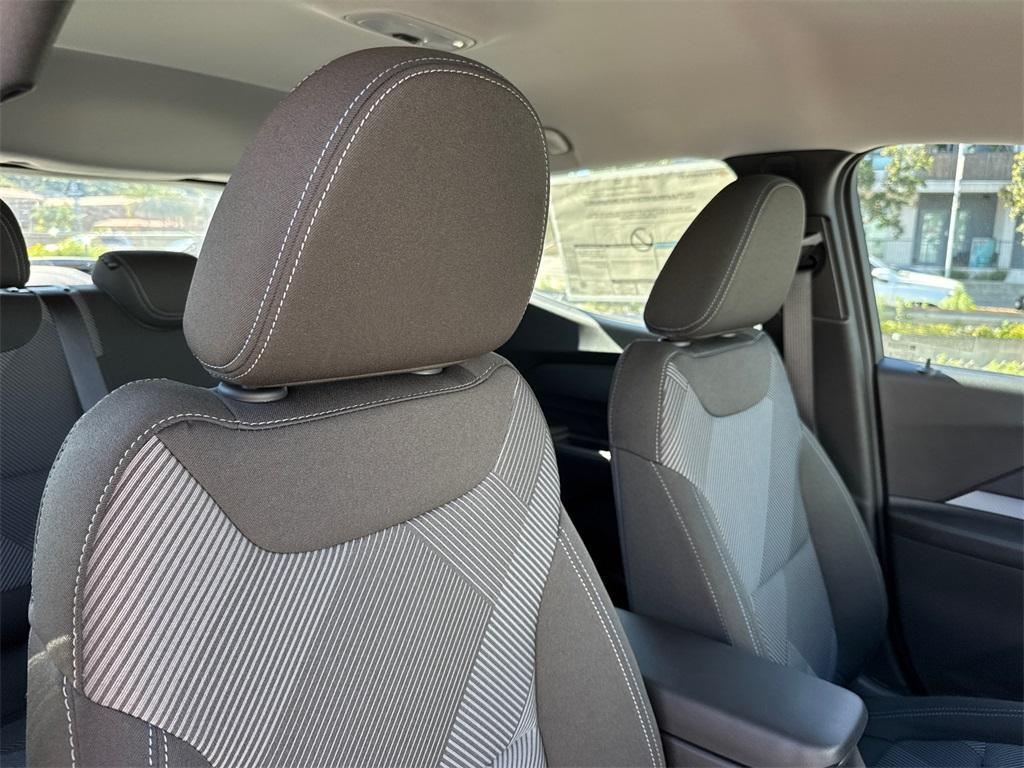 new 2027 Chevrolet Bolt car