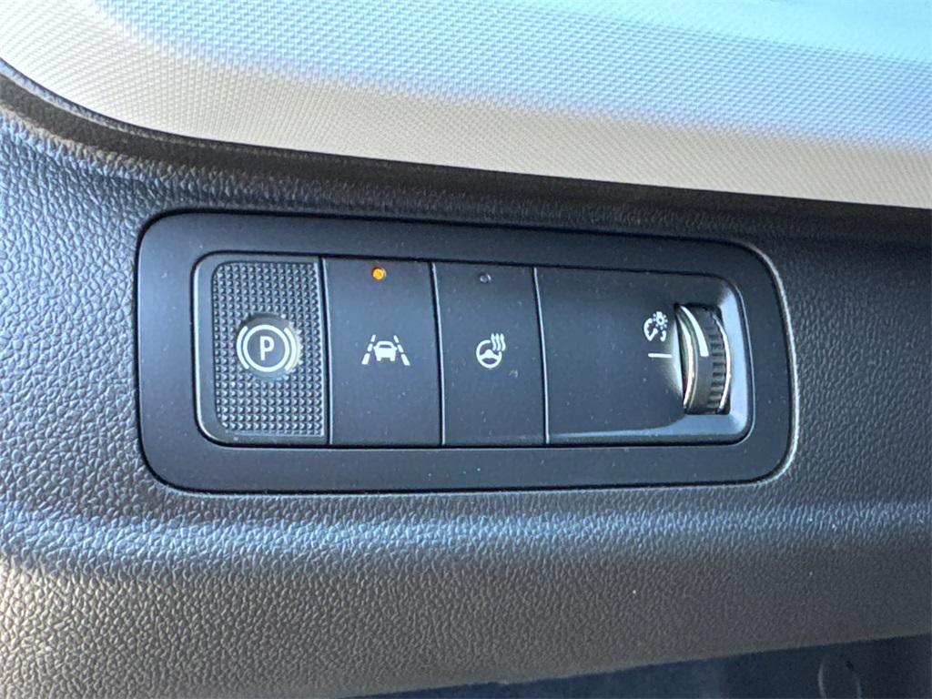 new 2027 Chevrolet Bolt car