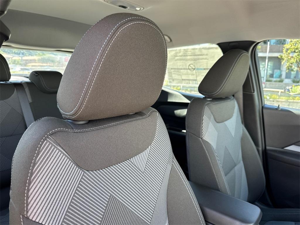 new 2027 Chevrolet Bolt car