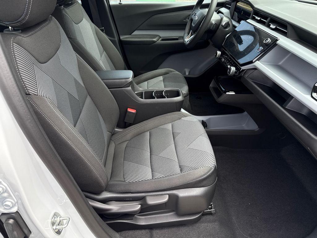 new 2027 Chevrolet Bolt car, priced at $30,331