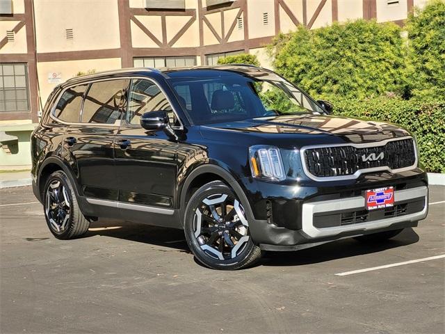 used 2024 Kia Telluride car, priced at $35,800