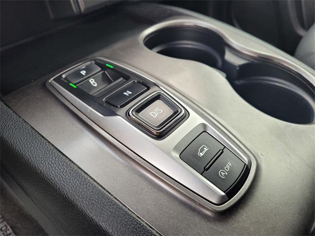 used 2022 Honda Pilot car, priced at $27,300