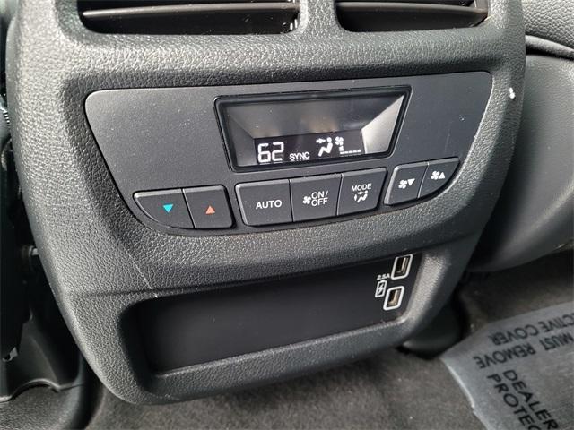 used 2022 Honda Pilot car, priced at $27,300