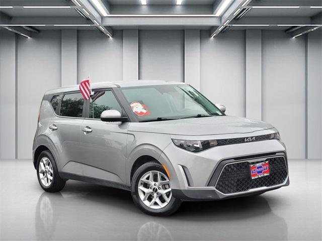 used 2023 Kia Soul car, priced at $17,368