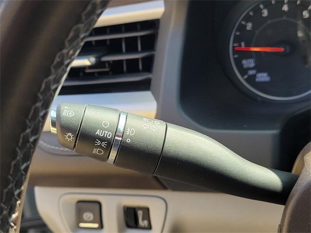 used 2023 GMC Acadia car, priced at $25,400