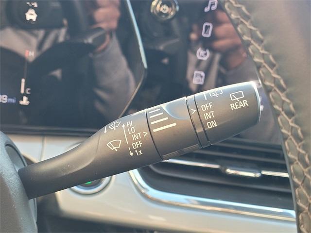 used 2025 Chevrolet Trax car, priced at $21,400