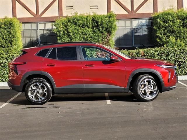 used 2025 Chevrolet Trax car, priced at $21,400