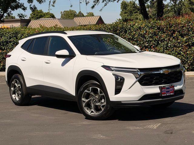 used 2025 Chevrolet Trax car, priced at $21,545