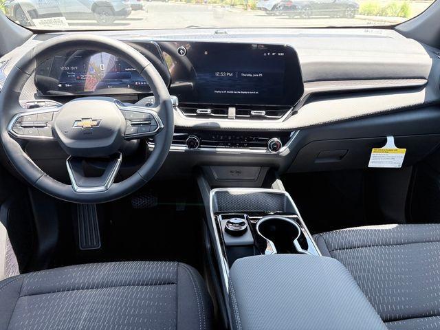 new 2026 Chevrolet Equinox car, priced at $31,825