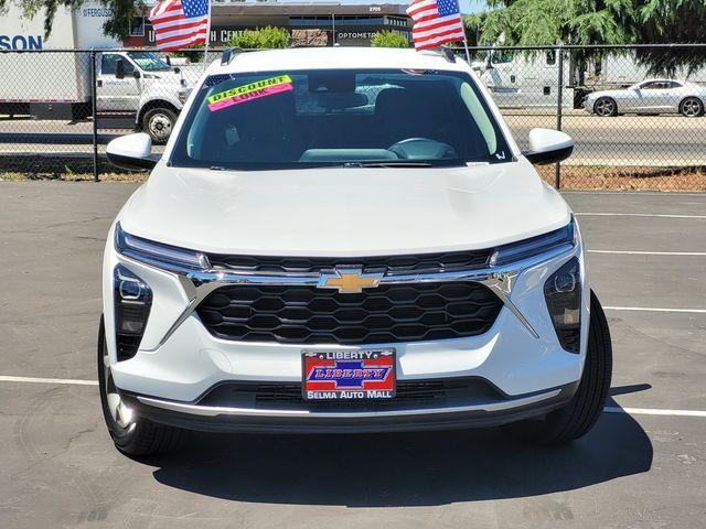 used 2025 Chevrolet Trax car, priced at $21,320