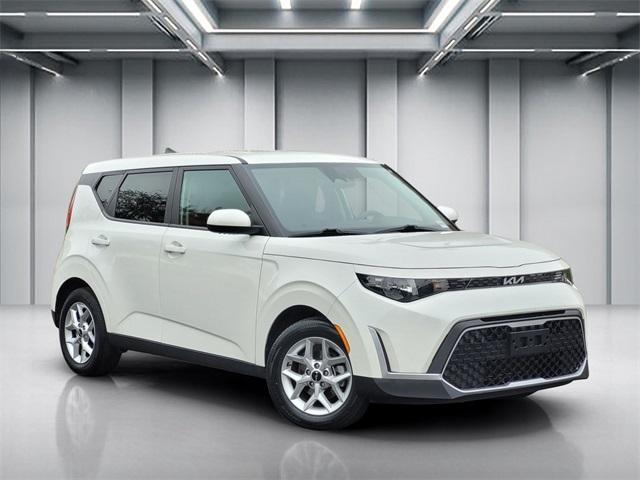 used 2024 Kia Soul car, priced at $19,379