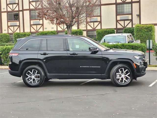 used 2024 Jeep Grand Cherokee car, priced at $33,800