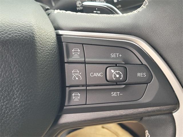 used 2024 Jeep Grand Cherokee car, priced at $33,800