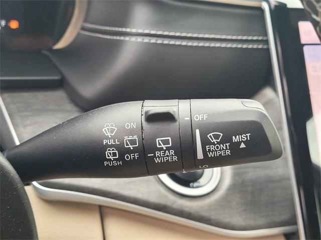 used 2024 Jeep Grand Cherokee car, priced at $33,800