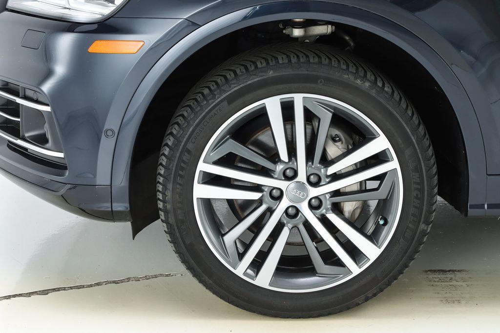 used 2020 Audi Q5 e car, priced at $21,905