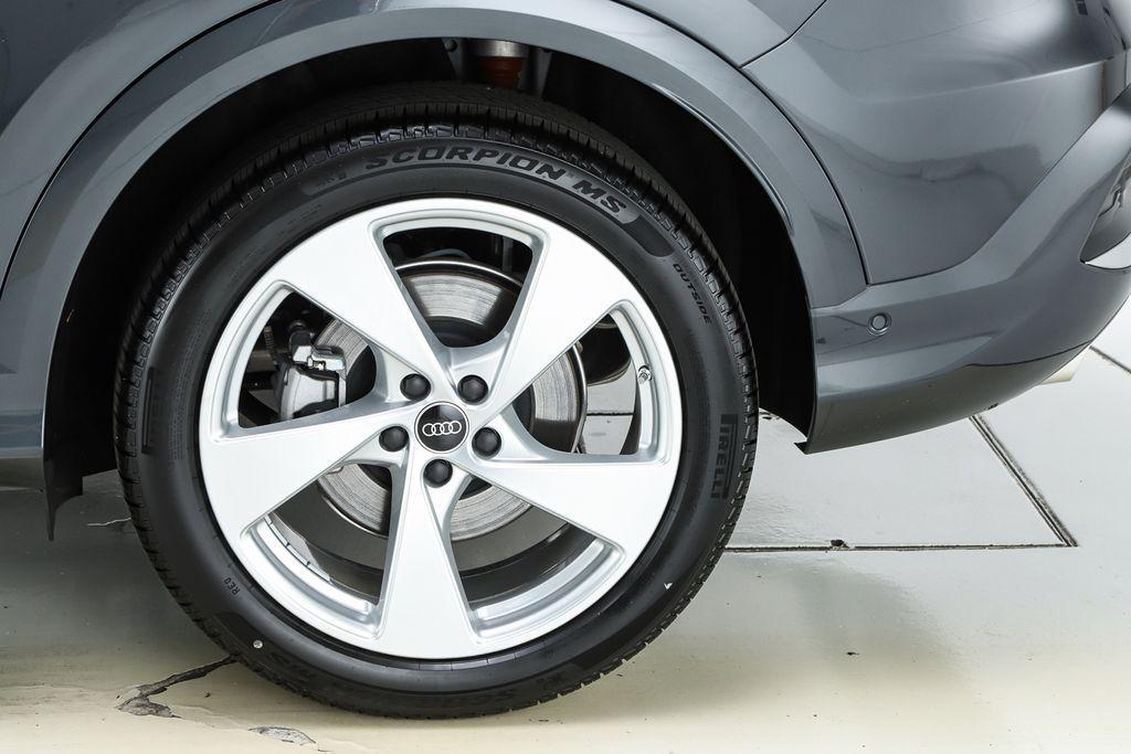 new 2025 Audi Q5 car, priced at $63,400