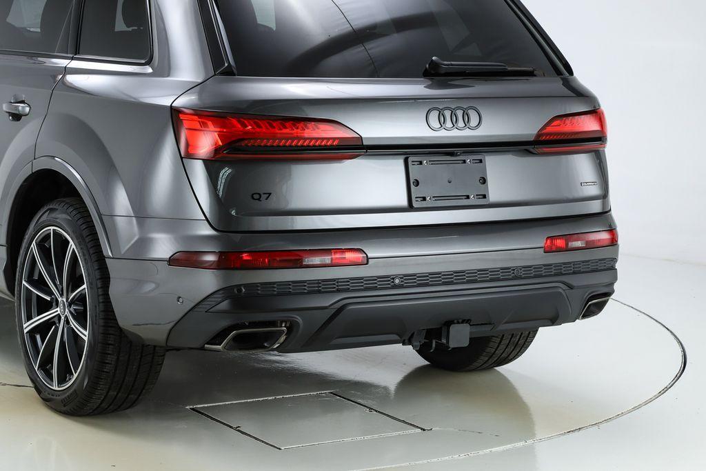 new 2026 Audi Q7 car, priced at $73,140