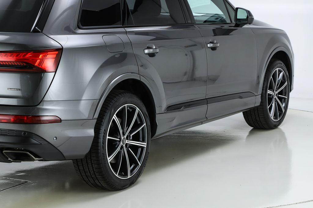 new 2026 Audi Q7 car, priced at $73,140