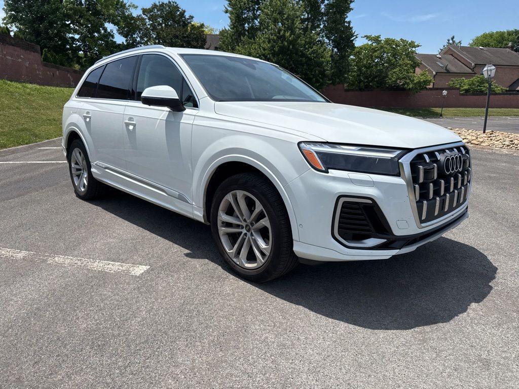 used 2025 Audi Q7 car, priced at $51,132