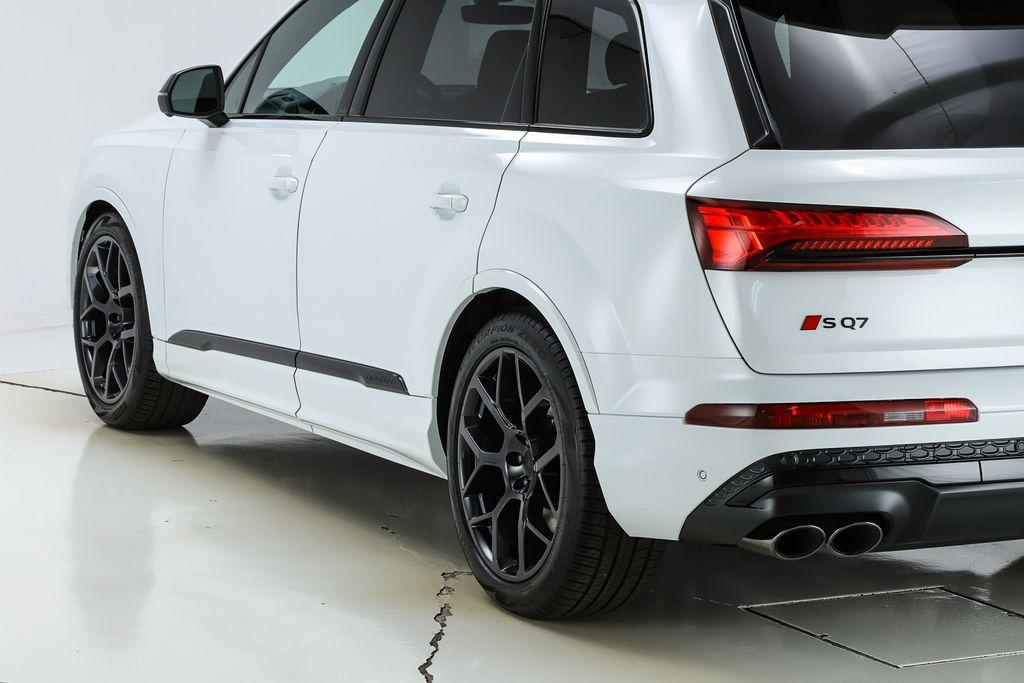 new 2026 Audi SQ7 car, priced at $103,000