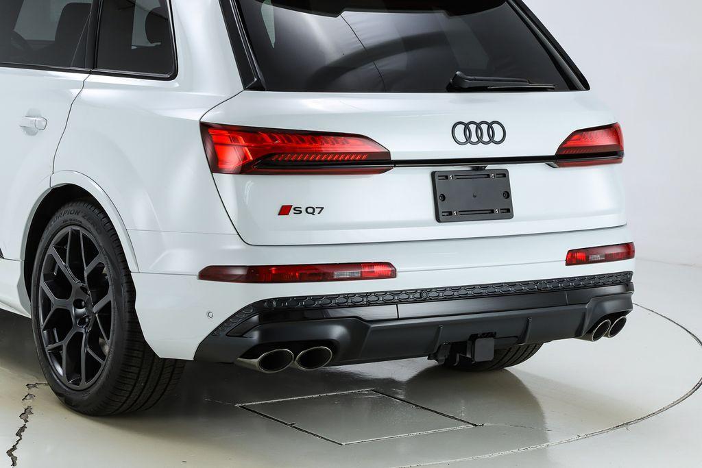 new 2026 Audi SQ7 car, priced at $103,000