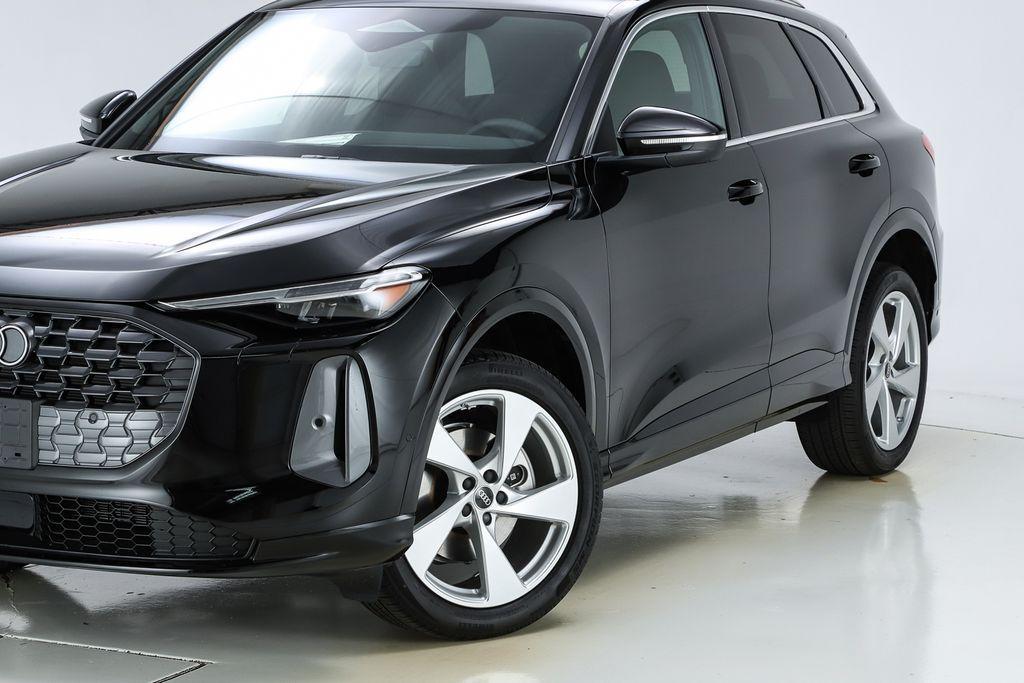 new 2025 Audi Q5 car, priced at $60,630