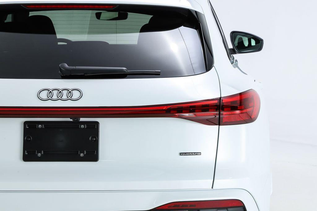 new 2025 Audi Q5 car, priced at $60,630