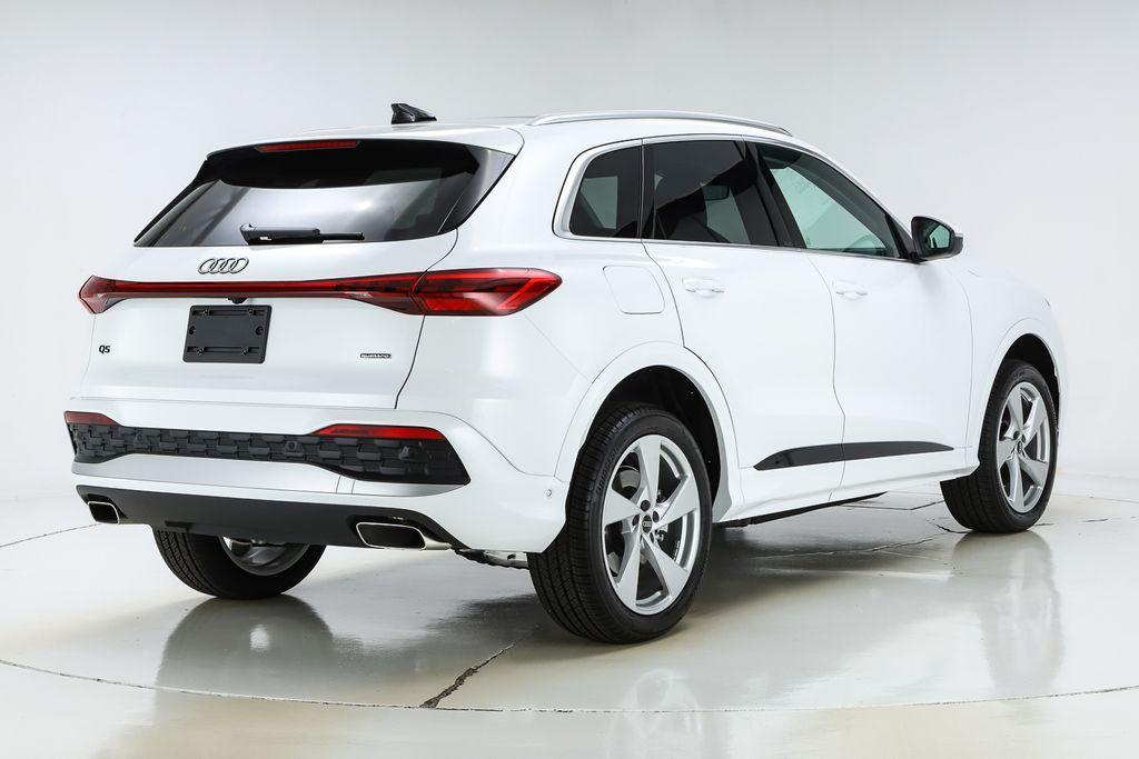 new 2025 Audi Q5 car, priced at $60,705