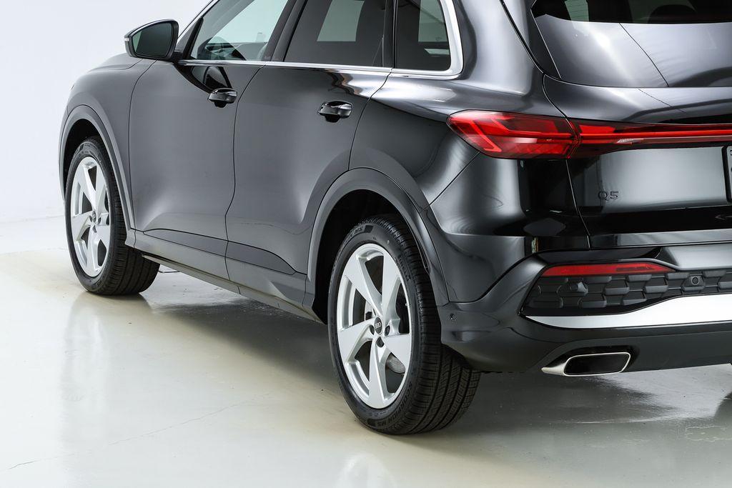 new 2025 Audi Q5 car, priced at $63,400