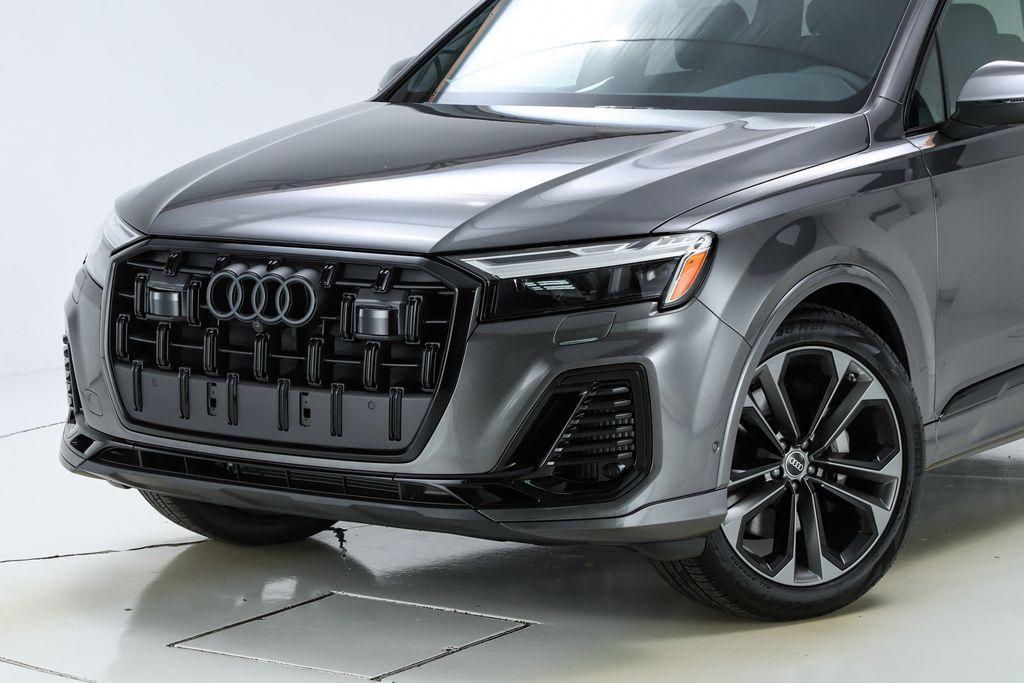 new 2026 Audi Q7 car, priced at $78,410