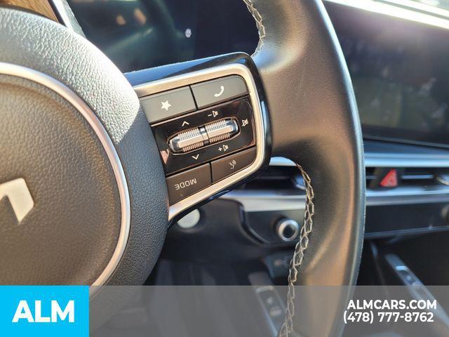 used 2024 Kia Sorento car, priced at $22,420