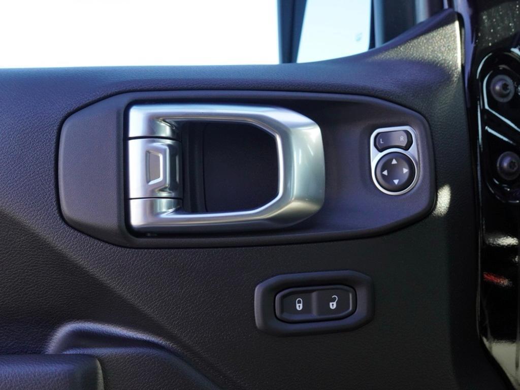 new 2026 Jeep Wrangler car, priced at $37,574