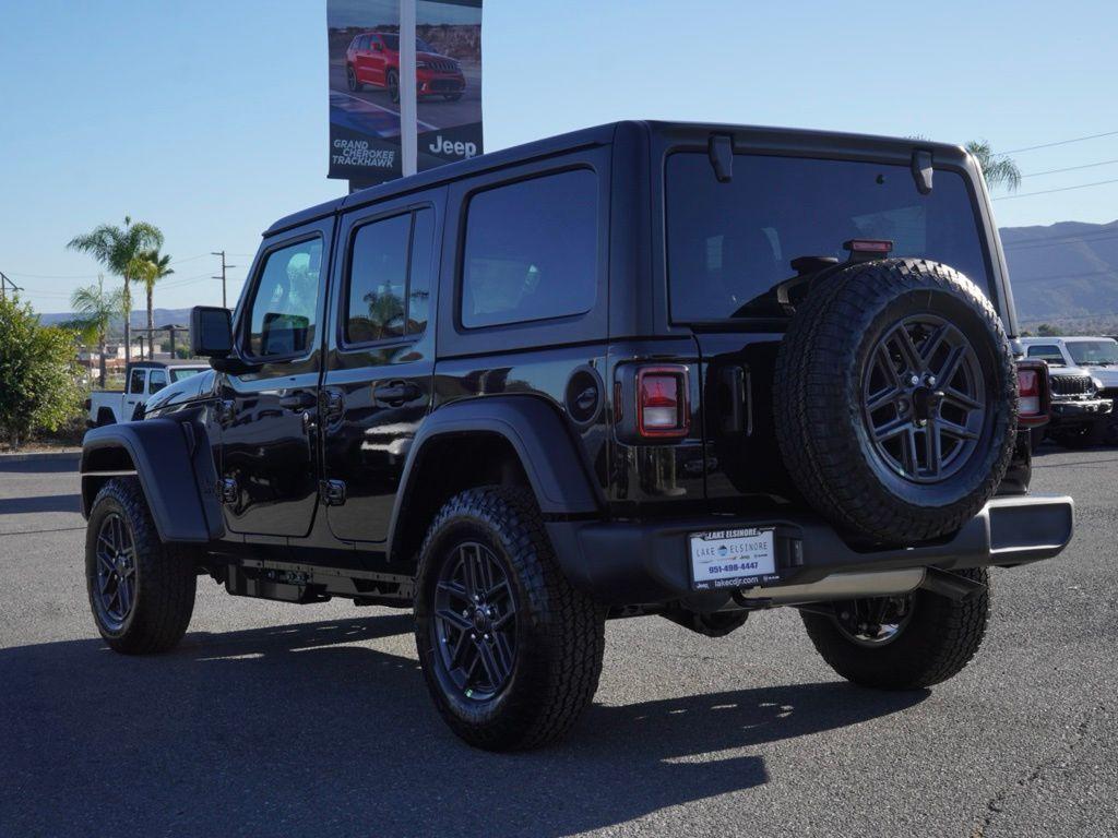 new 2026 Jeep Wrangler car, priced at $37,015