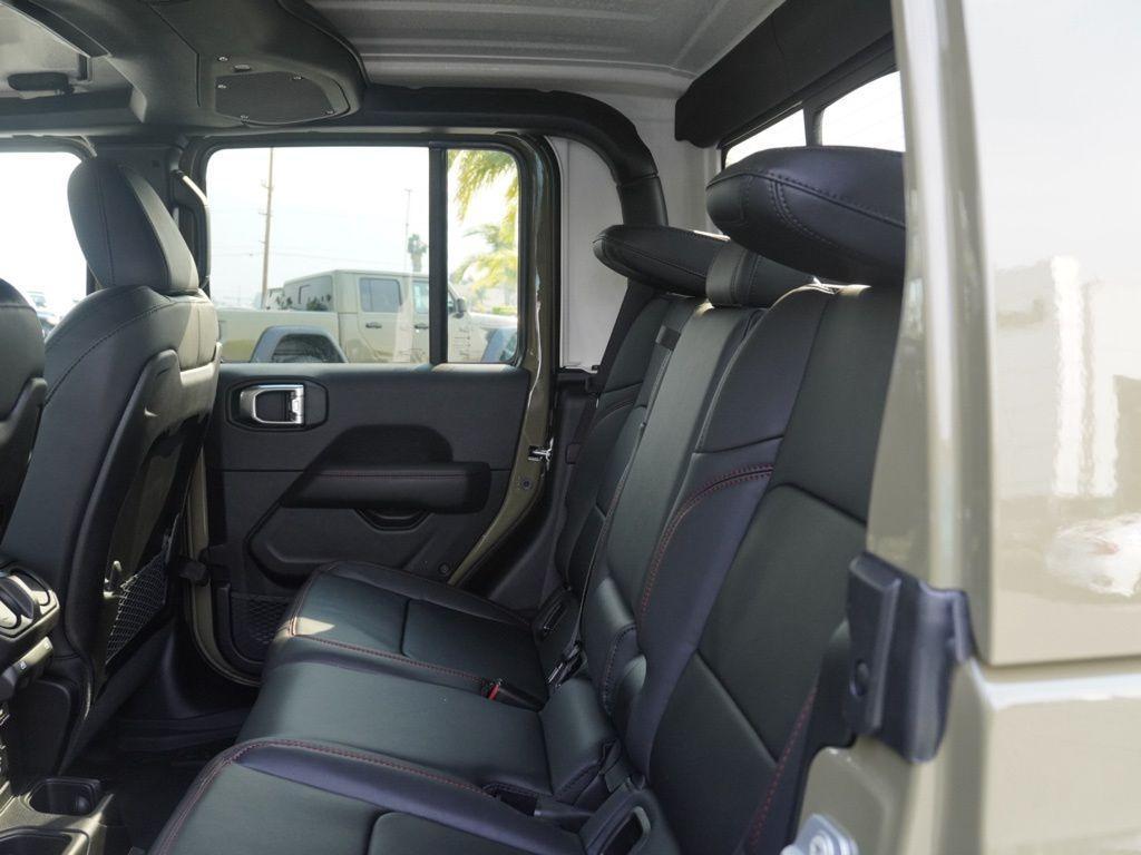 new 2026 Jeep Gladiator car, priced at $44,146
