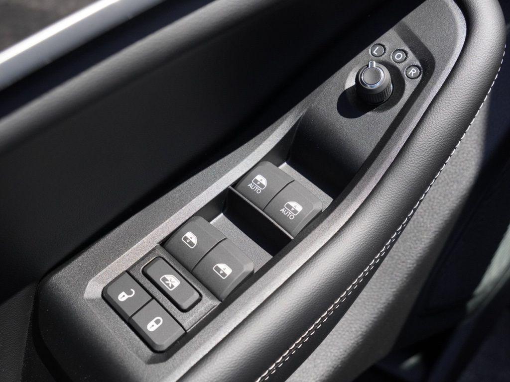 new 2026 Jeep Grand Cherokee car, priced at $37,364