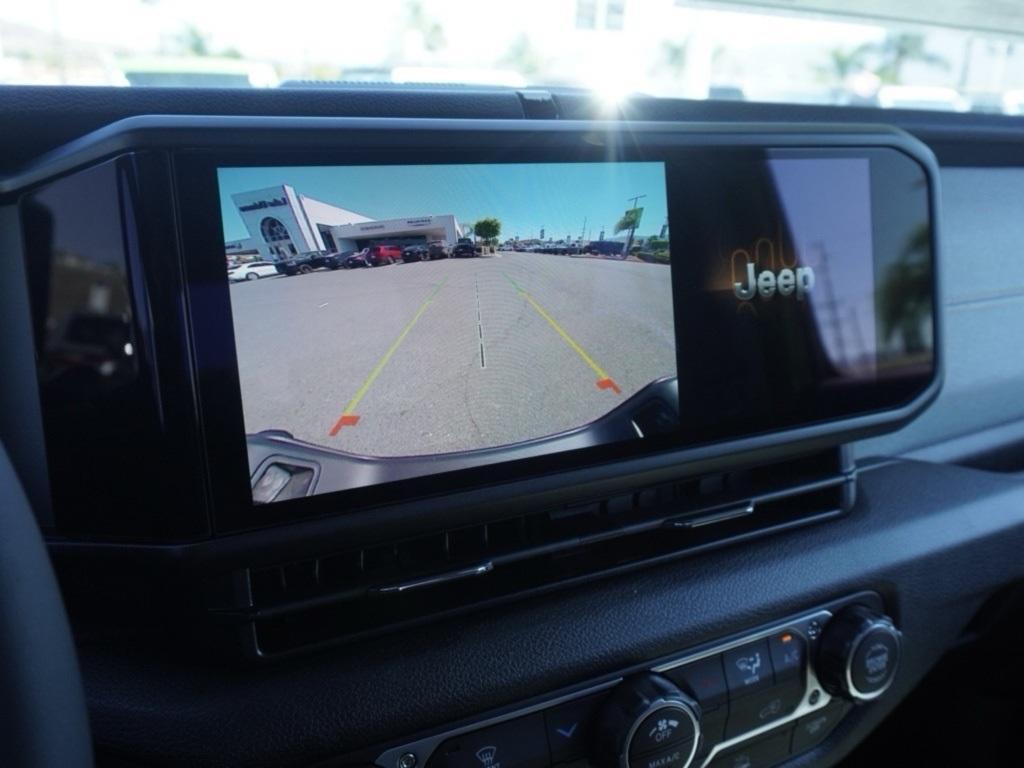 new 2025 Jeep Gladiator car, priced at $32,030