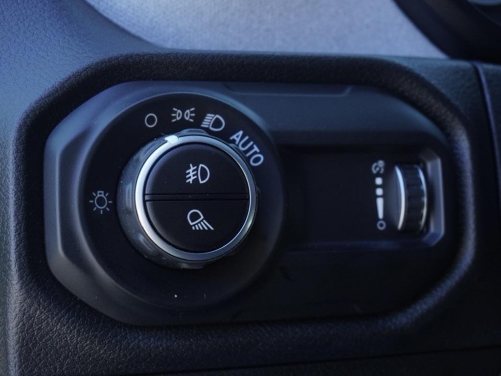 new 2025 Jeep Gladiator car, priced at $32,030