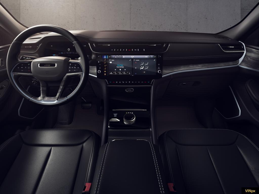 new 2026 Jeep Grand Cherokee car, priced at $41,532