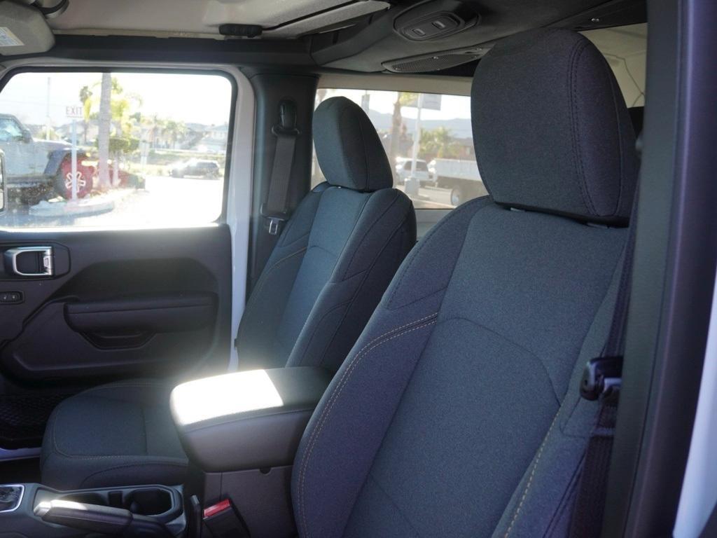 new 2026 Jeep Wrangler car, priced at $37,001