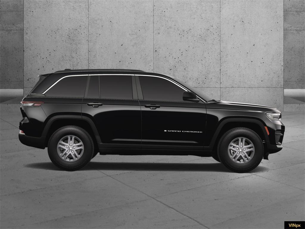 new 2025 Jeep Grand Cherokee car, priced at $32,016