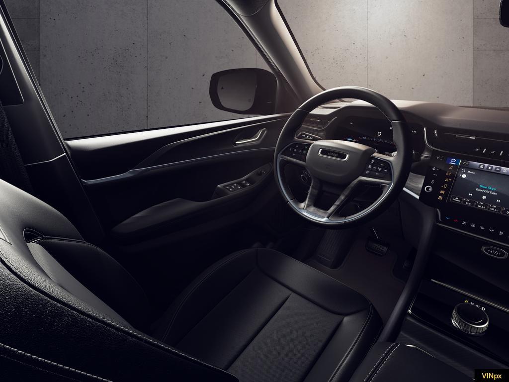 new 2026 Jeep Grand Cherokee car, priced at $40,429