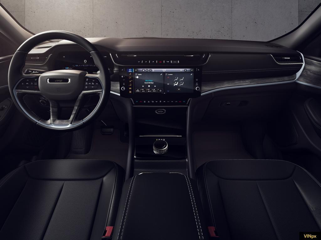 new 2026 Jeep Grand Cherokee car, priced at $40,429