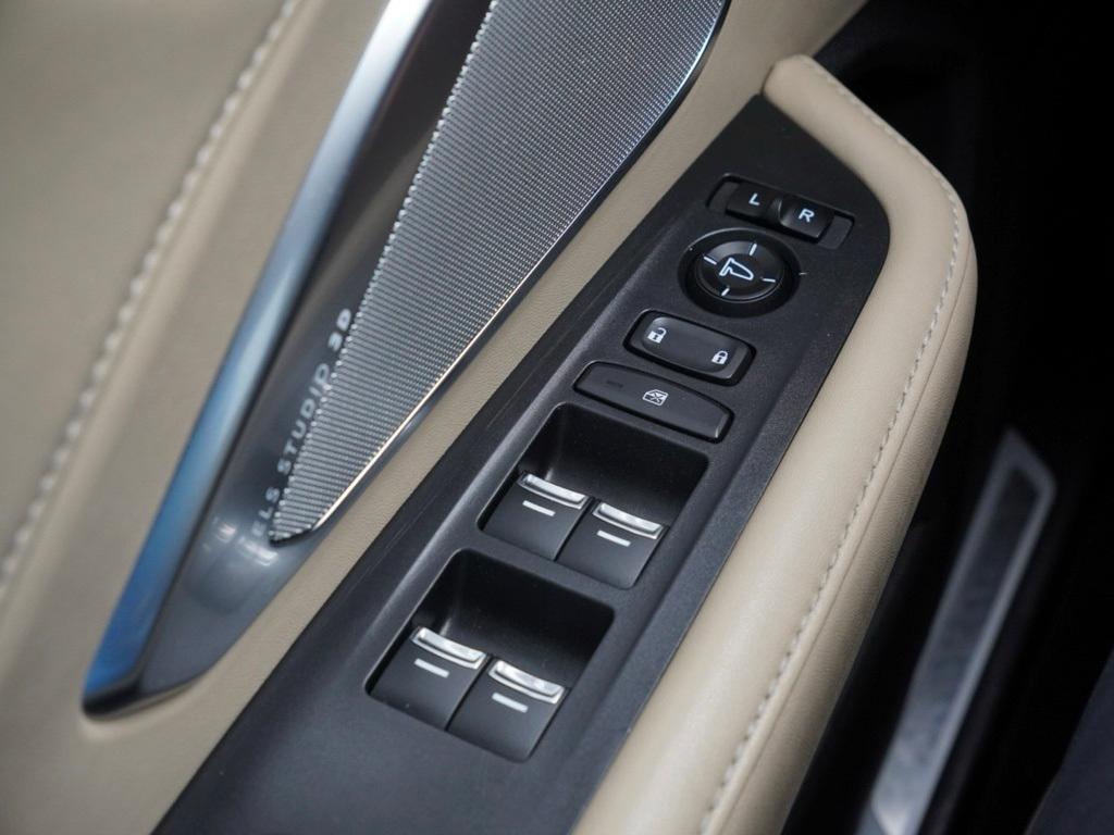 used 2019 Acura RDX car, priced at $24,140