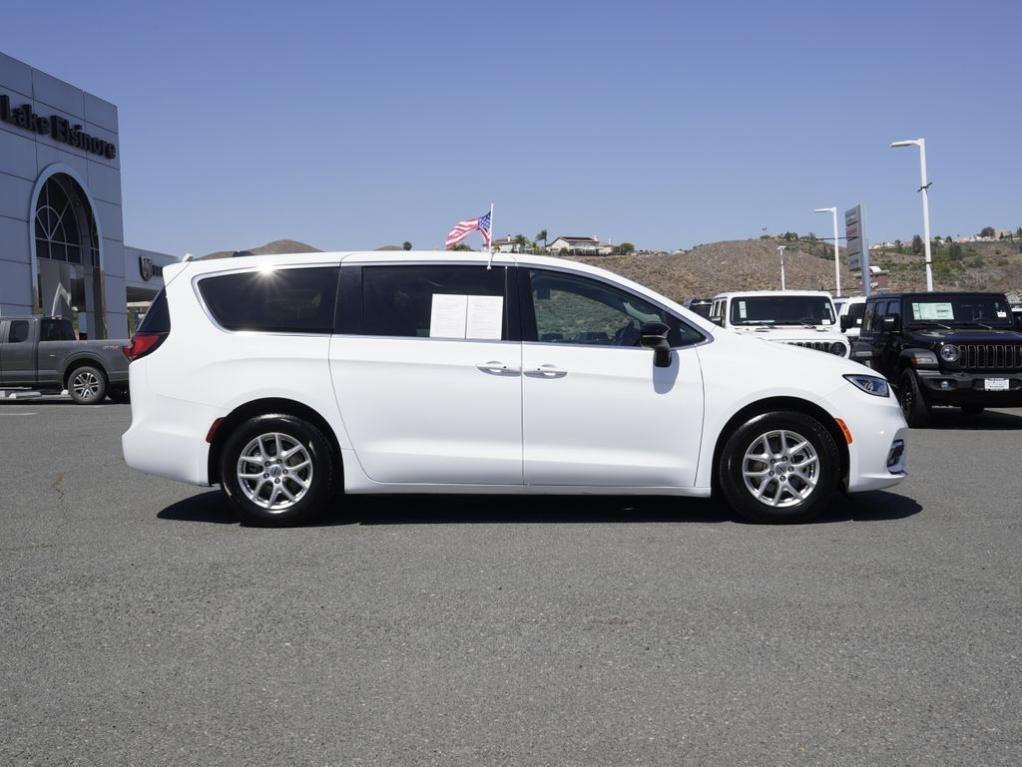 used 2024 Chrysler Pacifica car, priced at $24,752