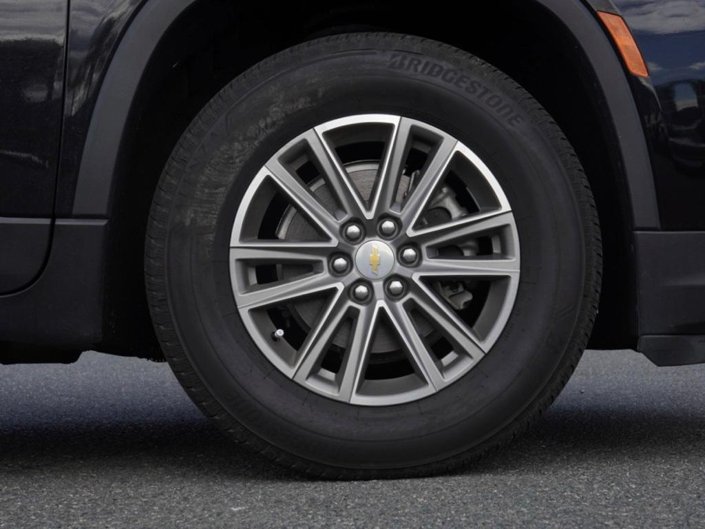 used 2023 Chevrolet Traverse car, priced at $25,687