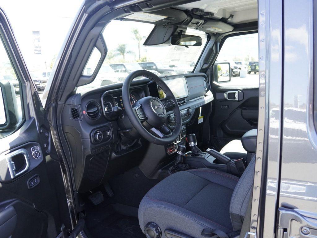 new 2026 Jeep Wrangler car, priced at $46,451