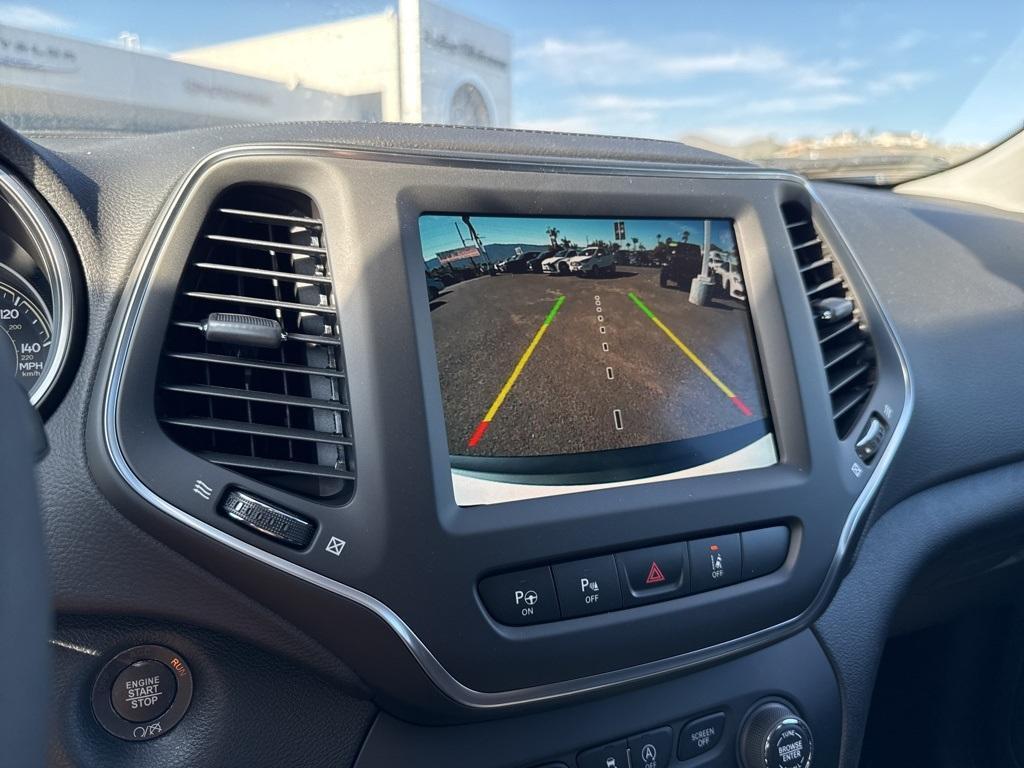 new 2023 Jeep Cherokee car, priced at $28,558