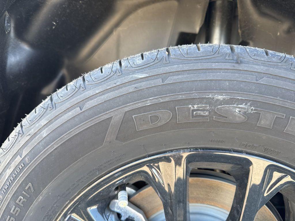 new 2023 Jeep Cherokee car, priced at $29,495